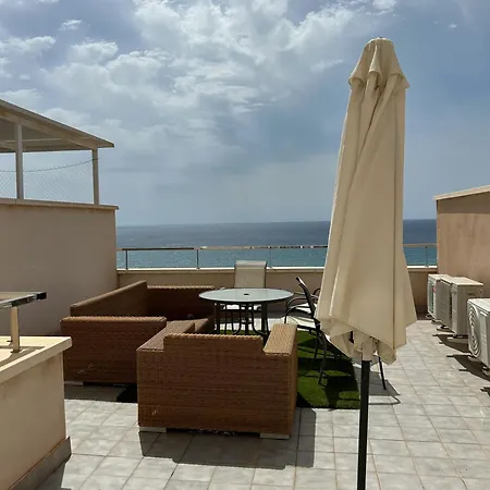 Candela 53 Duplex Con Terraza Y Piscina 카로보네라스